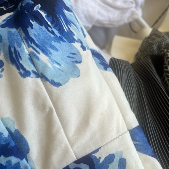 Maeve floral shift dress, size 4 - Picture 9 of 9